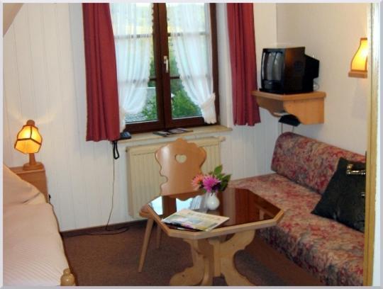 Gasthof-Pension Rotes Haus Oberwiesenthal Ngoại thất bức ảnh